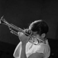 . (@chetbaker__) 's Twitter Profile