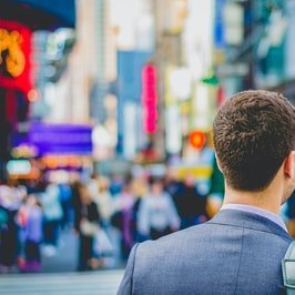 1年目の駆け出しトレーダー💹先日、デモ取引を抜け出しリアルマネーで利益を上げ始めてます💡手法がが定まっていないく、雑なトレードをついついしてしまう方はこの手法を一度覗いて見てください👇