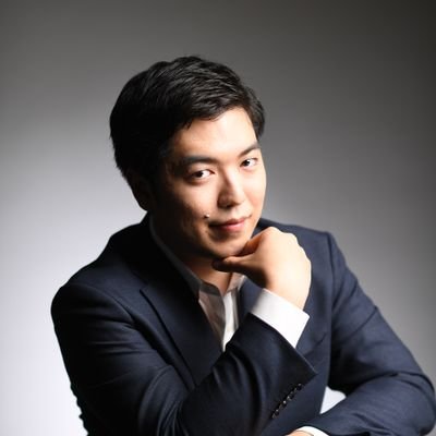 仙台市生まれ、石川県白山市鶴来地区育ち。曲やら歌詞やらなんでも書く人。
お酒と旅好き。出版、CDいろいろ。合唱も器楽もオペラだって書く。映像作品系もやりたい。詳しくはHPで。
作曲家/編曲家/ピアニスト/薩摩琵琶/ズーラシアンブラス/アルメニア音楽研究/🍊和歌山県合唱連盟外部理事
お問い合わせはお気軽に!