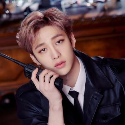 hey, guys! i'm not real :( but you can support #bangchan and #straykids here @Stray_Kids |
по всем вопросам обращаться в дм