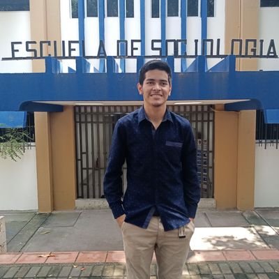 Estudiante de Sociología UG 📚📚 Crítico por naturaleza, creyente de que se puede cambiar el modo en que las personas vemos el mundo .