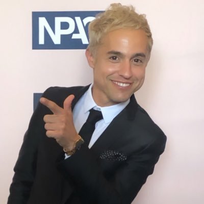 itsAdamFranklin's profile picture. Director - MAGIC FOR HUMANS now streaming on @Netflix #magicforhumans