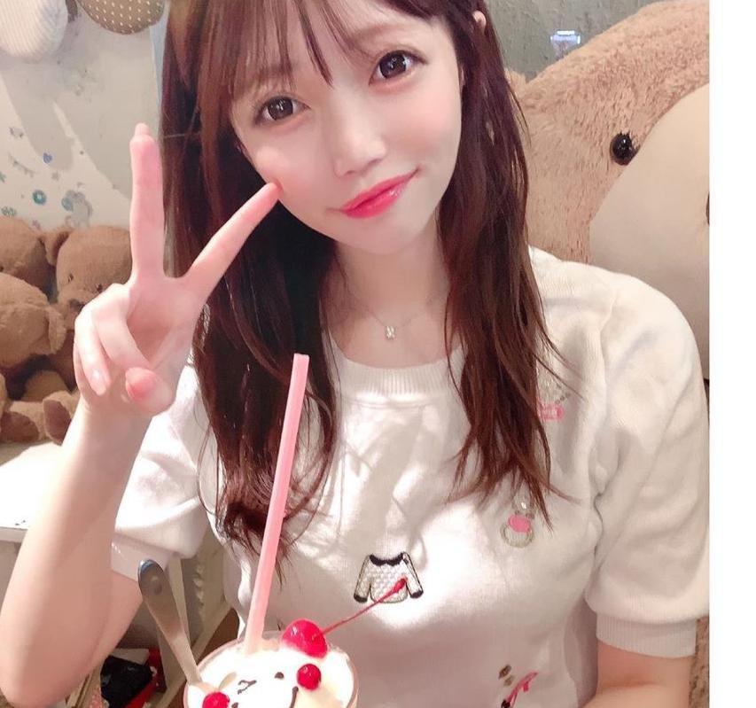 Vir14212's profile picture. エッチがダーイスキ！ フォーしてくれたら、ヌードでも見せてあげるもん～