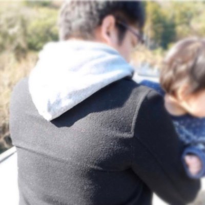 4歳、2歳、0歳の3人兄弟のパパ
三子の出産を機に半年間の育休を取得
日常の不安や困ったこと、今後育休を取る人へ少しでも参考になるようなブログを出せたらと思っております。
子育てについて色々と情報交換させて頂ければ幸いです。
(ダイエットブログも少しやっています。)