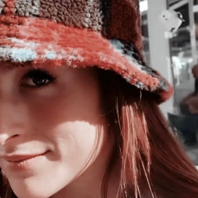 ㅤ ㅤㅤ ㅤㅤ 〄ㅤ ㅤㅤ ㅤㅤ 𝐏𝐈𝐍𝐊 𝐀𝐍𝐆𝐄𝐋𝐒' 𝐏𝐈𝐀𝐍𝐈𝐒𝐓ㅤ ㅤㅤ ㅤㅤ ﹅ㅤ ㅤㅤ ㅤㅤ ❛ y no, aún no veo, 𝐛𝐮́𝐧𝐤𝐞𝐫 más seguro que yo ❜ㅤ ㅤㅤ ㅤㅤ #𝐭𝐠𝐦𝐢𝐬𝐪𝐮𝐚𝐝