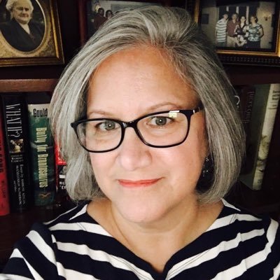 LisaHilliard213's profile picture. 