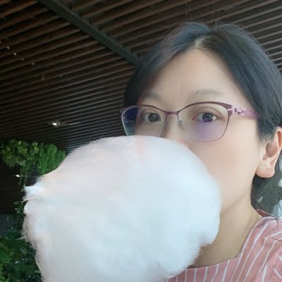 LenaChang20's profile picture. Geheimnisse