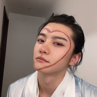 ✨ xue bayi. other chuang trainees. side acc. ✨ no minors pls.