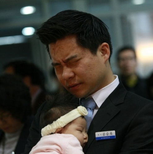 Gideon781107's profile picture. 두팔벌린 한의 예배자
넓고 지혜로운 남편
휘, 윤, 린 아빠
마지막 때의 하나님의 사람

오.직.예.수.
재.림.신.앙. 
땅.끝.선.교.