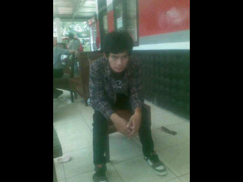 FransAndikaa's profile picture. 16 years old love futsal and fight for this shito life