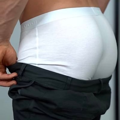 Bubblebut_New's profile picture. just a cute guy at the GC 🌞 🍑