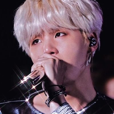 rhys ☾さんのプロフィール画像