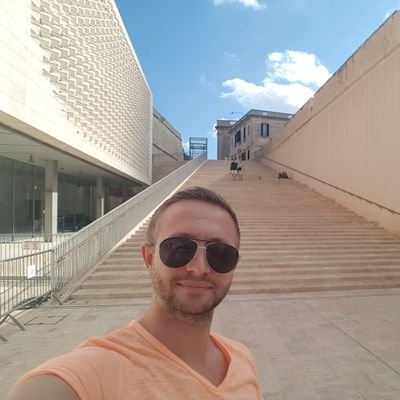 BitZander's profile picture. 