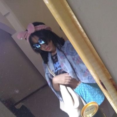 valenperron's profile image