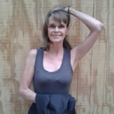 Former Ford model, Activist, Organic Gardener & Seed Saver, Wife, Mom, SCREAMING LIBERAL.