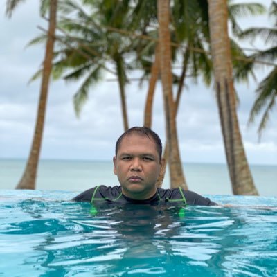 flipadfoot's profile picture. im a physician not an actor.. a singer and a couch potato.. Erik Santos Friends Online forever..