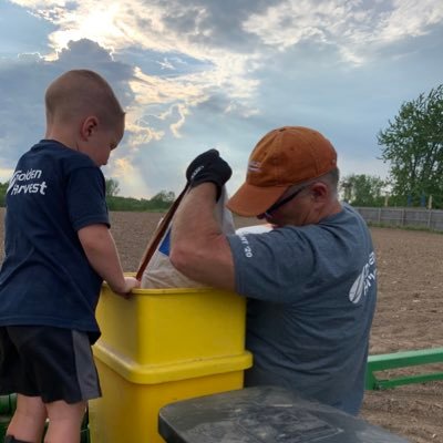 Husband, Dad, Golden Harvest  & Agrigold Seed Advisor at Heasley Seeds