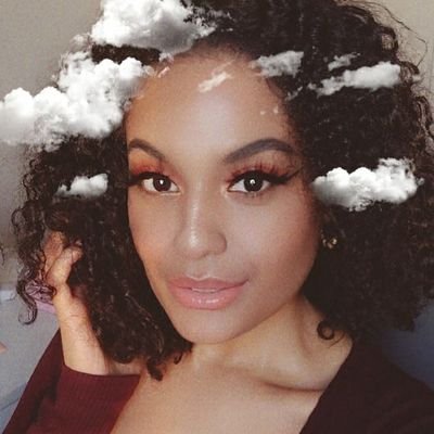 cloudyapricots Profile Picture