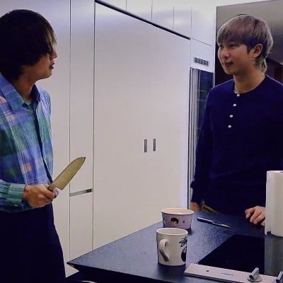 lonelyerebor's profile picture. (She/Her)
BTS stanning bÿtch |
r6s