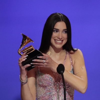 the best content of the grammy awarded artist dua lipa // a fan account made by @gngnostalgia // instagram: lipa.flutur