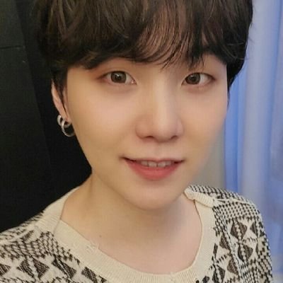 AryRome32278049's profile picture. ARMY FOREVER😍😍