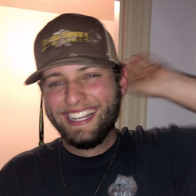 austinboyd123's profile picture. 👻- austinboyd121