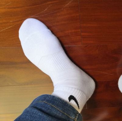 TiKeiBoy2's profile picture. 退X，半退圈咯~3545935043，1349221416