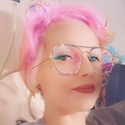 mir33333's profile picture. HASTA LA VICTORIA SIEMPRE!!El problema de la izquierda en la historia es no ser capaz de mantener la unidad y no tener claro el enemigo común. Pepe Mujica.