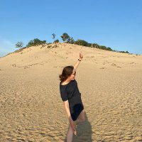 Clare O'Hare (@clare_o_hare) 's Twitter Profile