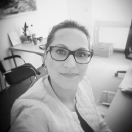 Dinosaurusth's profile picture. Medical Controlling