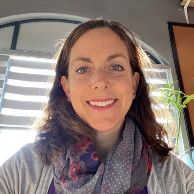 allilacroix2's profile picture. Teacher, runner, wife, adventurer