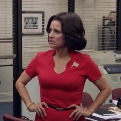 “jesus, it’s only wednesday?” -selina meyer @nocontextvp