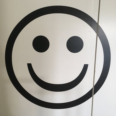 disquetteland's profile picture. petite encyclopédie de charo   (envoyez vos meilleurs disquettes en DM je vous créditerez)