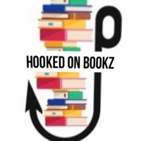 Jee @ HookedOnBookz.com(@Hooked_On_Bookz) 's Twitter Profile Photo