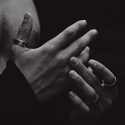 Astaroth_lvz's profile picture. Sin más.