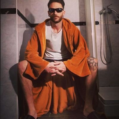 SrMomuS's profile picture. Superviviente en este Mundo y Maestro Jedi Harto de Todo