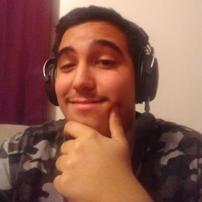 I am the amazing Erik N. Rivera, I am pretty wierd and a loser. BUT, I don't let that stop me from being an average gamer.