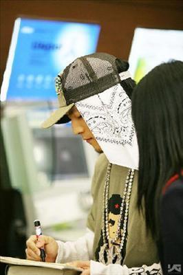 YG_TEDDY_b's profile picture. 1978년9월14일/YG의테디입니다/VIP맞팔가능/블랙잭맞팔가능/YG소속사맞팔가능^^/다른분들도맞팔가능^^/YG를사랑하시는분들이라면맞팔가능^^(테디봇)