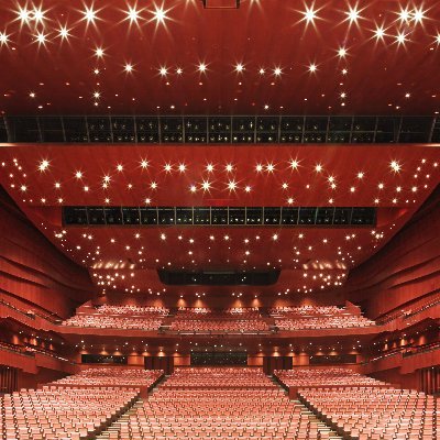 「音楽のある街高崎」の芸術文化の拠点 #高崎芸術劇場 の公式アカウントです。 2019年9月20日オープン！ 最新のチケット情報などをつぶやきます！