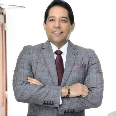 Catedrático, Embajador de la República Dominicana ante el Estado de Israel 2017-2020. Juez titular TSE 2012-2016. Miembro titular de la JCE 2006-2010.