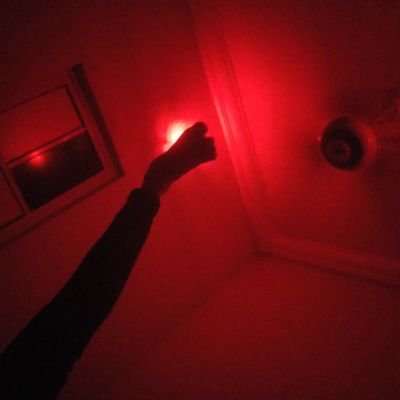 Lostghostwriter's profile picture. Writer|NN🇳🇬|Songwriter|Poet| Feeling depressed, hit me up 🌹| EndBadGovernance activists| EndSARS activists| Aspiring model😍🌹
I AM GOING TO WIN AN OSCAR 🏆!