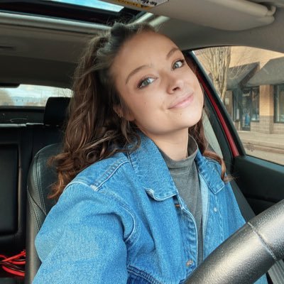 fabjessse's profile picture. this is a parody account