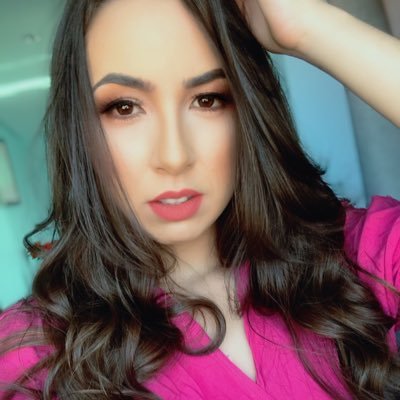 floriiu_'s profile picture. GRATIDÃO 🌻 CURA 🌱