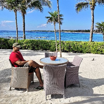 AshSharmaLive's profile picture. All things healthcare, science, fitness, R&D and tech. All views here are my own.