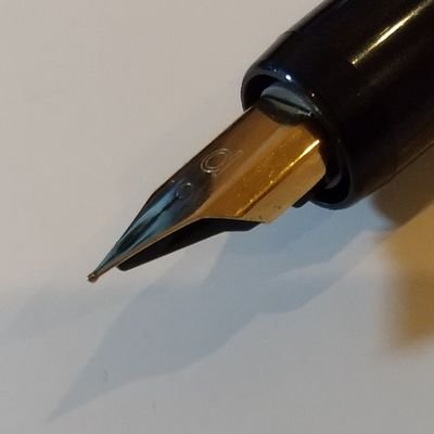 3zQUyV7eQvBJxDu's profile picture. 好きなことを自由につぶやきます。
好きなもの→小説と演劇。音楽（サカナクションとOASIS）。漫画も好き。たまに英語（勉強中）のこと。ほか、いろいろ。
