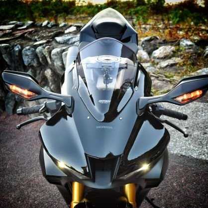 kskind16's profile picture. スノボー🏂/テニス🎾/🏎【G4/CLA45】/🏍【CBR1000RR-R SP】