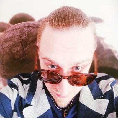 The host of #BeyondRecognition Podcast, run @disciplinepr
Music PR | Strategic Management | Consulting services. he/him.