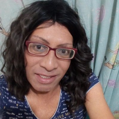 Mujer trans. Activista social periodista excandidata a diputada por NL, escritora, bruja feminista, antipriista de toda la vida. Orgullosa coahuilneoleonesa.