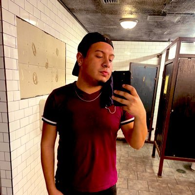My mouth tends to get me in trouble A LOT 😂 -New Twitter🐥 -Gaga👩🏻🦳 -Capricorn ♑