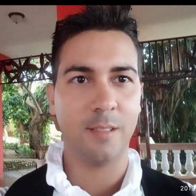 Charliezf1's profile picture. English teacher. 
'You are what you say..' 🇨🇺